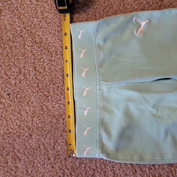 2 PC Puma outfit - Picture 5 of 14